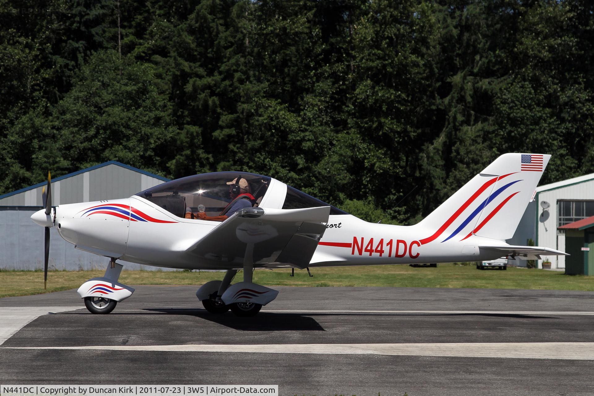 N441DC, 2005 TL Ultralight TL-2000 Sting Sport C/N TLUSA122, Departing the fly-in
