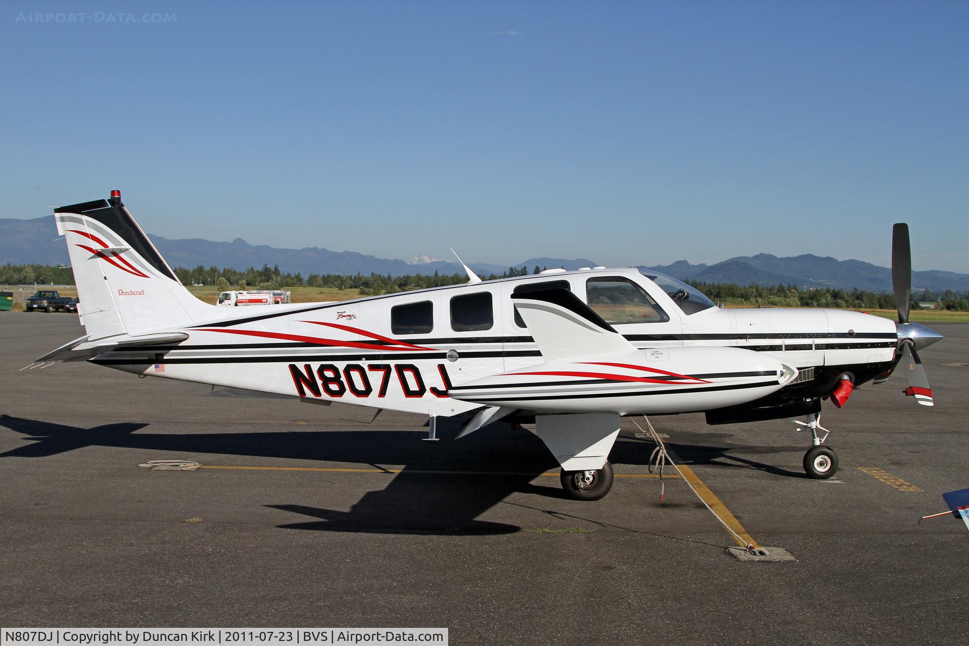 N807DJ, 2001 Raytheon Aircraft Company A36 Bonanza C/N E-3371, The tip tanks make for horrible photography!