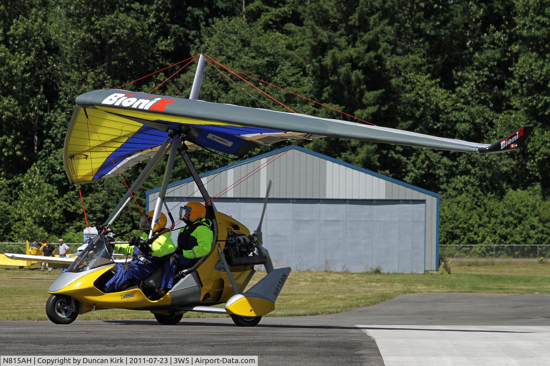 N815AH, 2006 Air Creation Tanarg C/N T06076, Departing the fly-in
