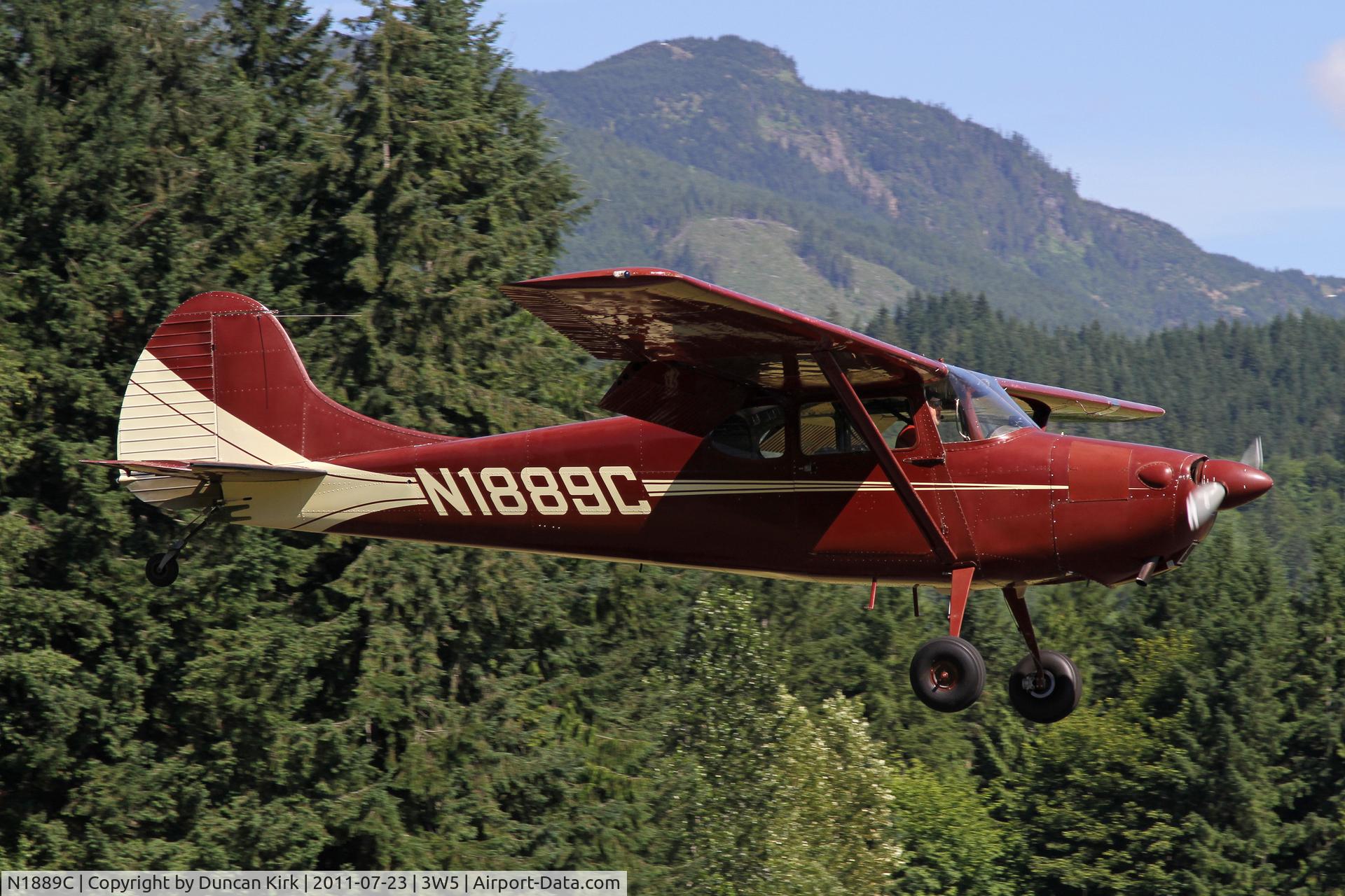 N1889C, 1953 Cessna 170B C/N 26033, Distinctive colors!