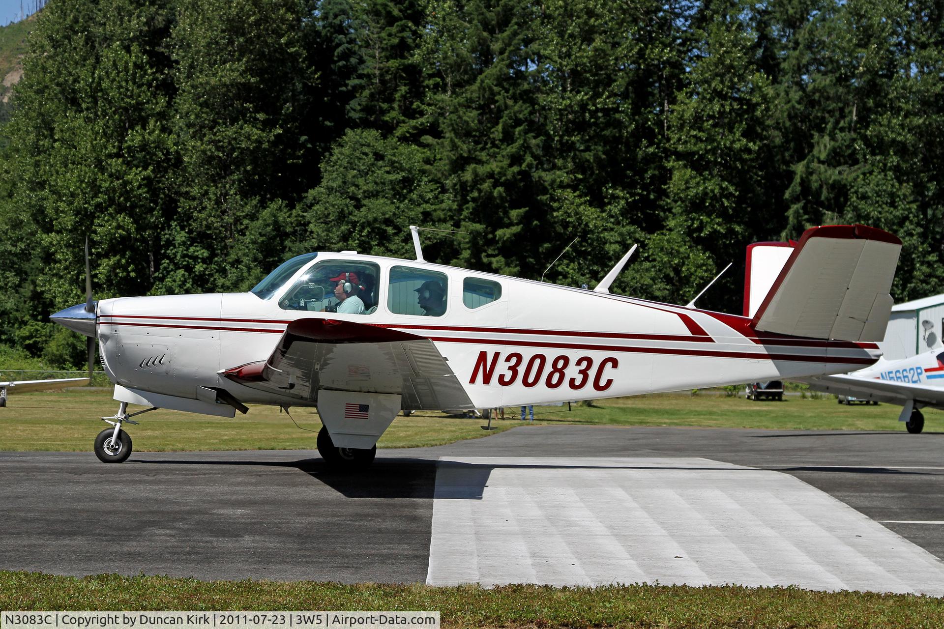 N3083C, 1958 Beech K35 Bonanza C/N D-5754, Runway 25 departure
