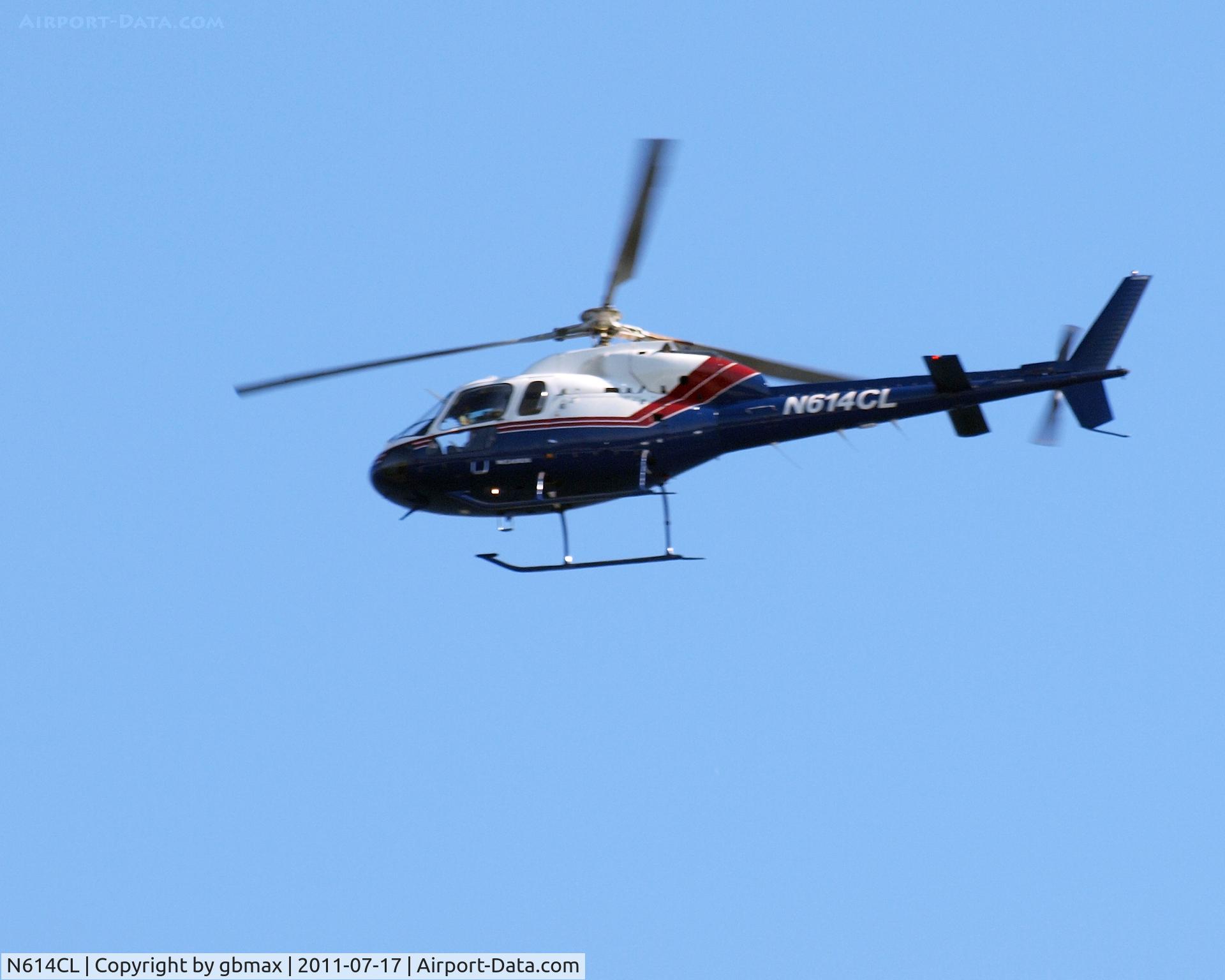N614CL, 1997 Aerospatiale AS-355F-2 Ecureuil 2 C/N 5614, @ Brighton Beach, Brooklyn, NY