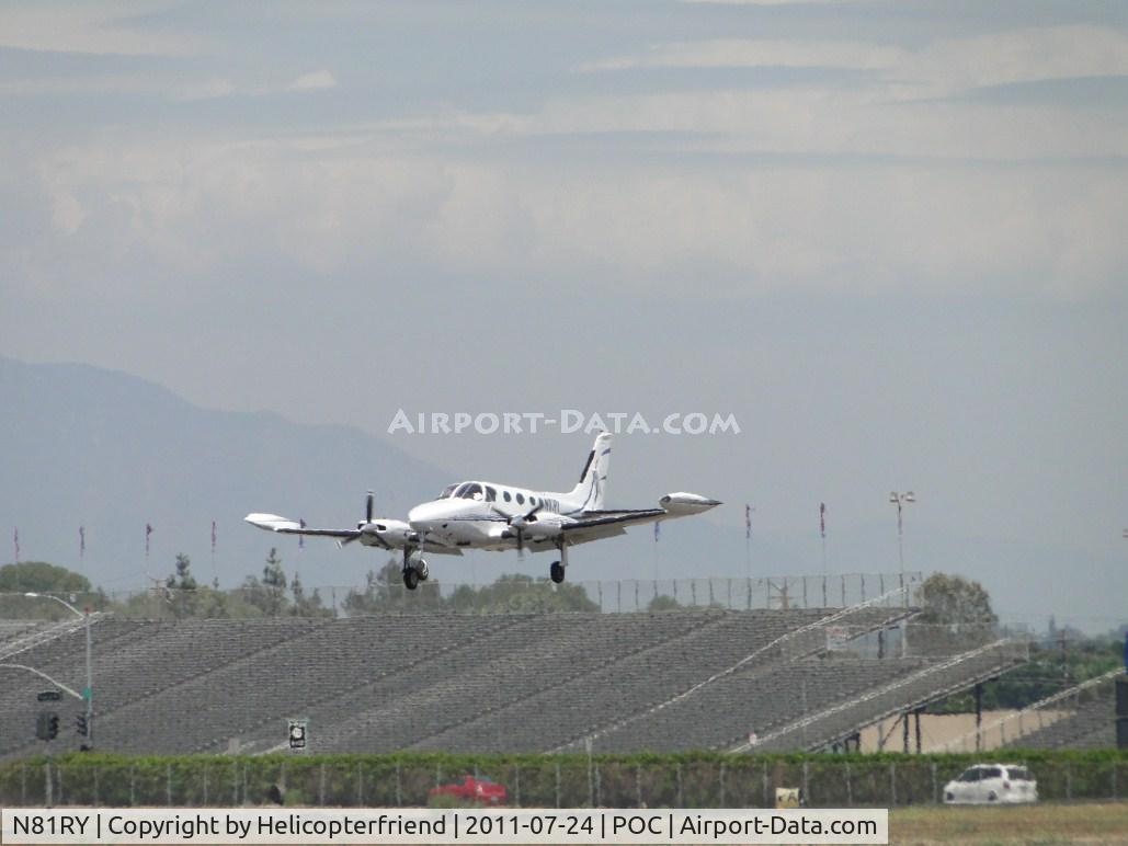 N81RY, 1981 Cessna 340A C/N 340A1238, On final, just crossed over outer fence enroute runway 26L