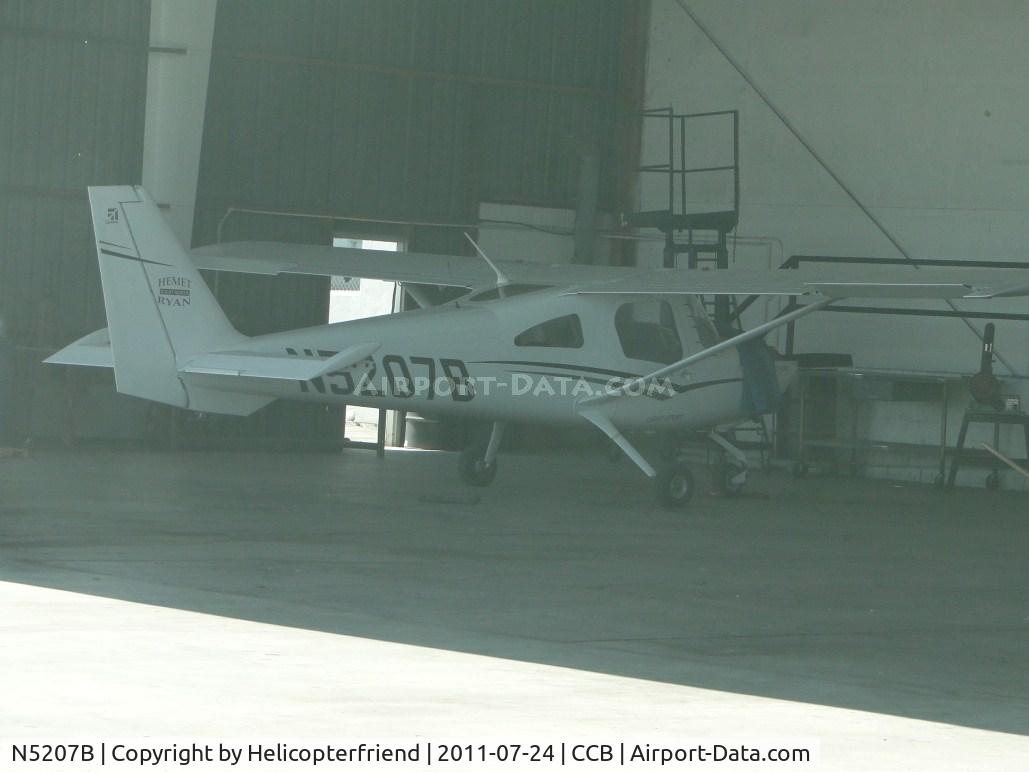 N5207B, Cessna 162 Skycatcher C/N 16200024, Hemet Ryan flight school bird receiving some work at Foothill Sales & Service hanger