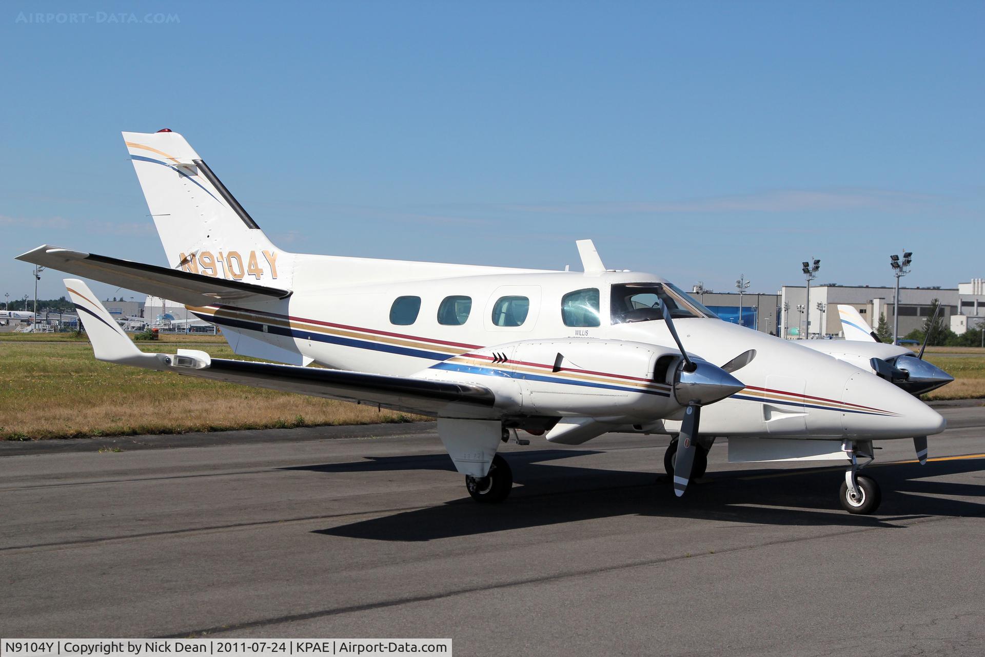 N9104Y, 1976 Beech B-60 Duke C/N P-382, KPAE/PAE