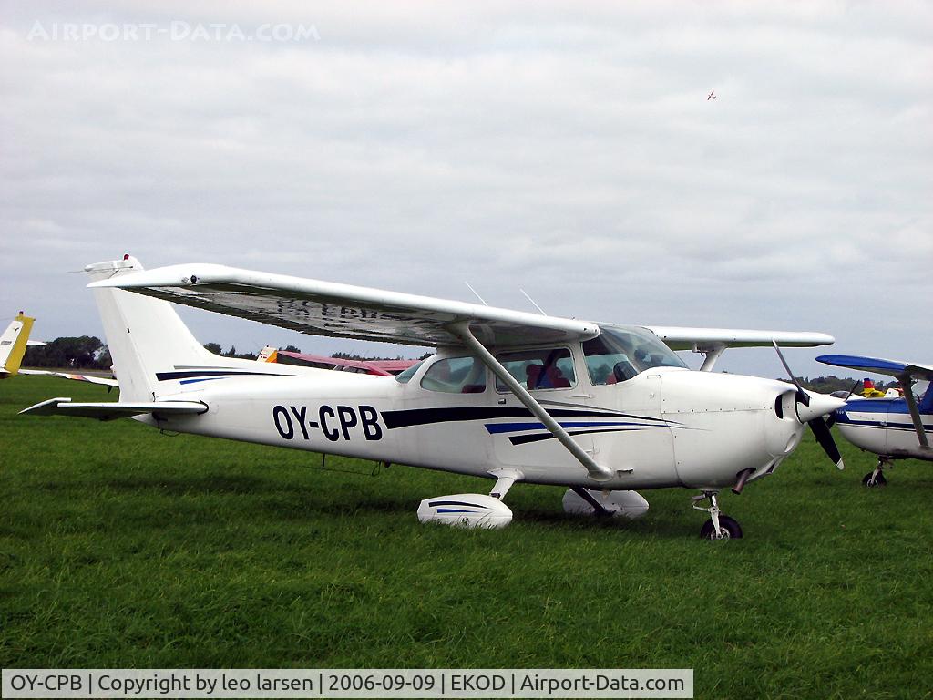 OY-CPB, 1980 Cessna 172N C/N 17272960, Beldringe Odense Air Show 9.9.06