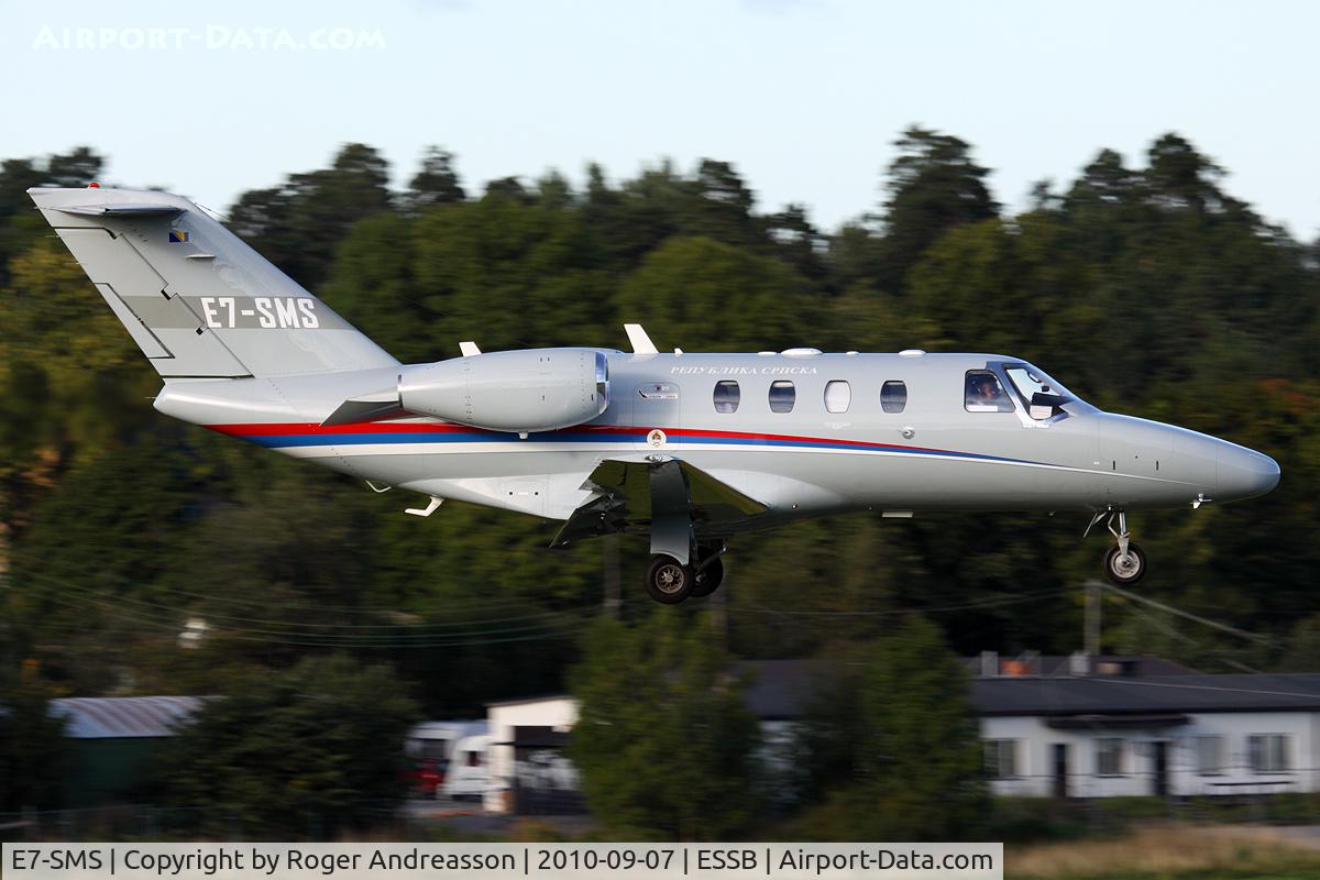 E7-SMS, 2008 Cessna 525 CitationJet CJ1+ C/N 525-0666, Final rwy 12