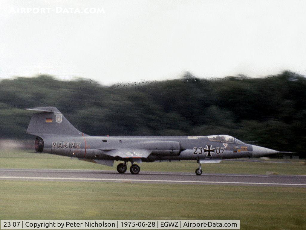 23 07, Lockheed F-104G Starfighter C/N 683-7190, F-104G Starfighter of the German Kreigsmarine MFG-2 in action at the 1975 RAF Alconbury Airshow.