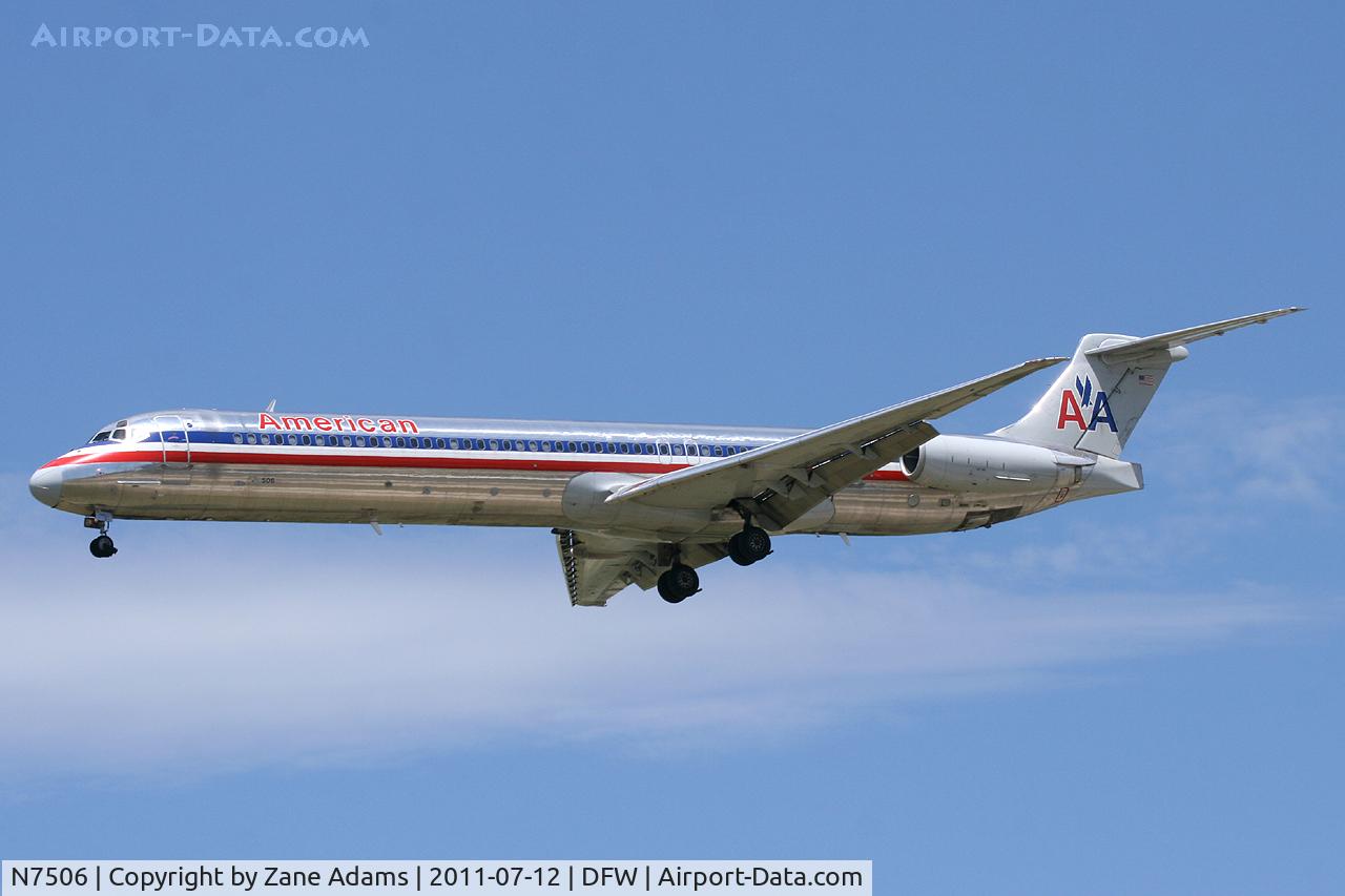 N7506, 1989 McDonnell Douglas MD-82 (DC-9-82) C/N 49800, American Airlines at DFW Airport