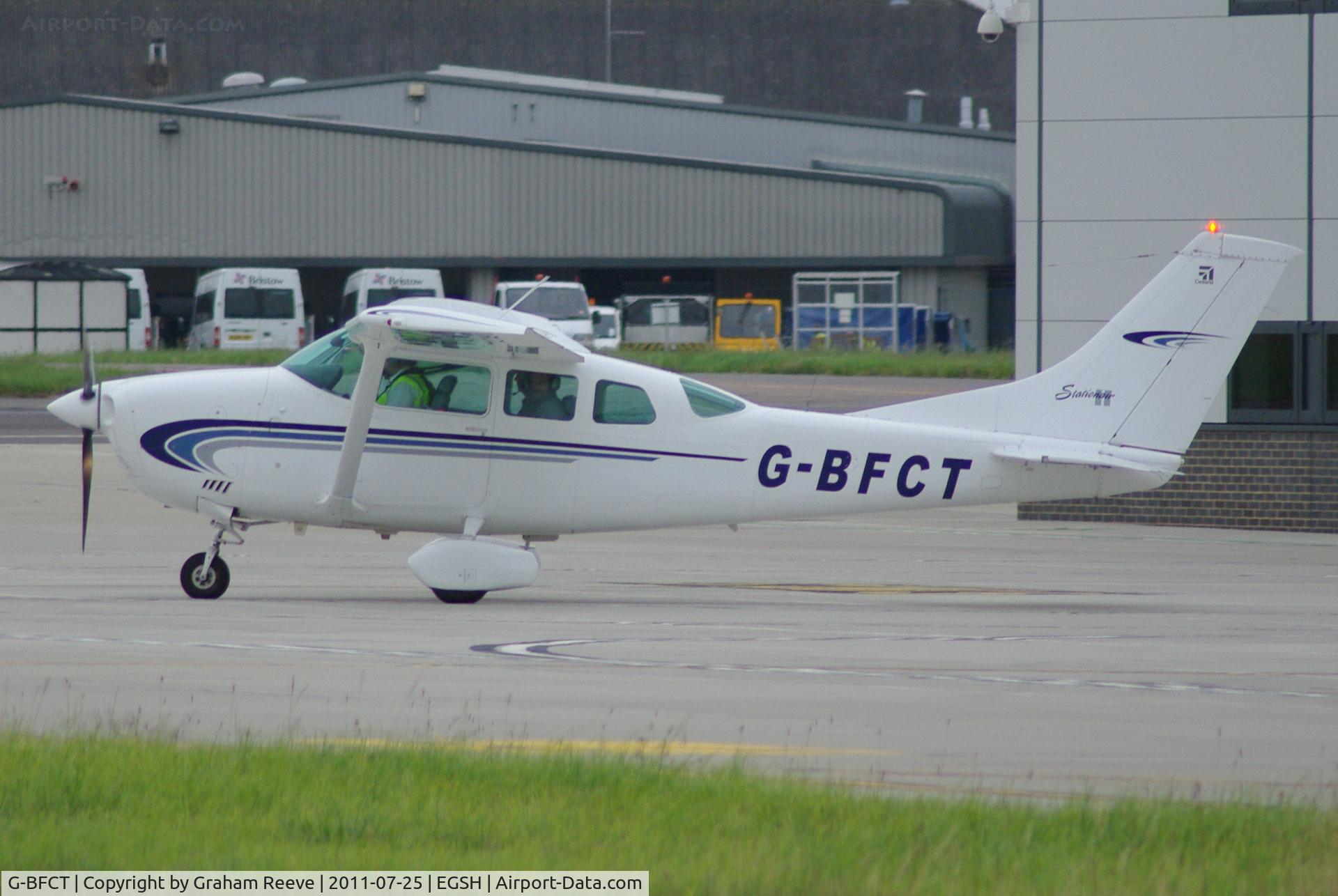 G-BFCT, 1976 Cessna TU206F Turbo Stationair C/N U206-03202, About to depart.