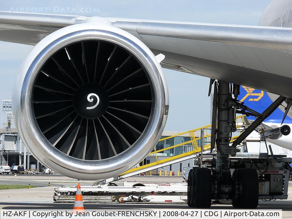 HZ-AKF, 1998 Boeing 777-268/ER C/N 28349, CDG T1