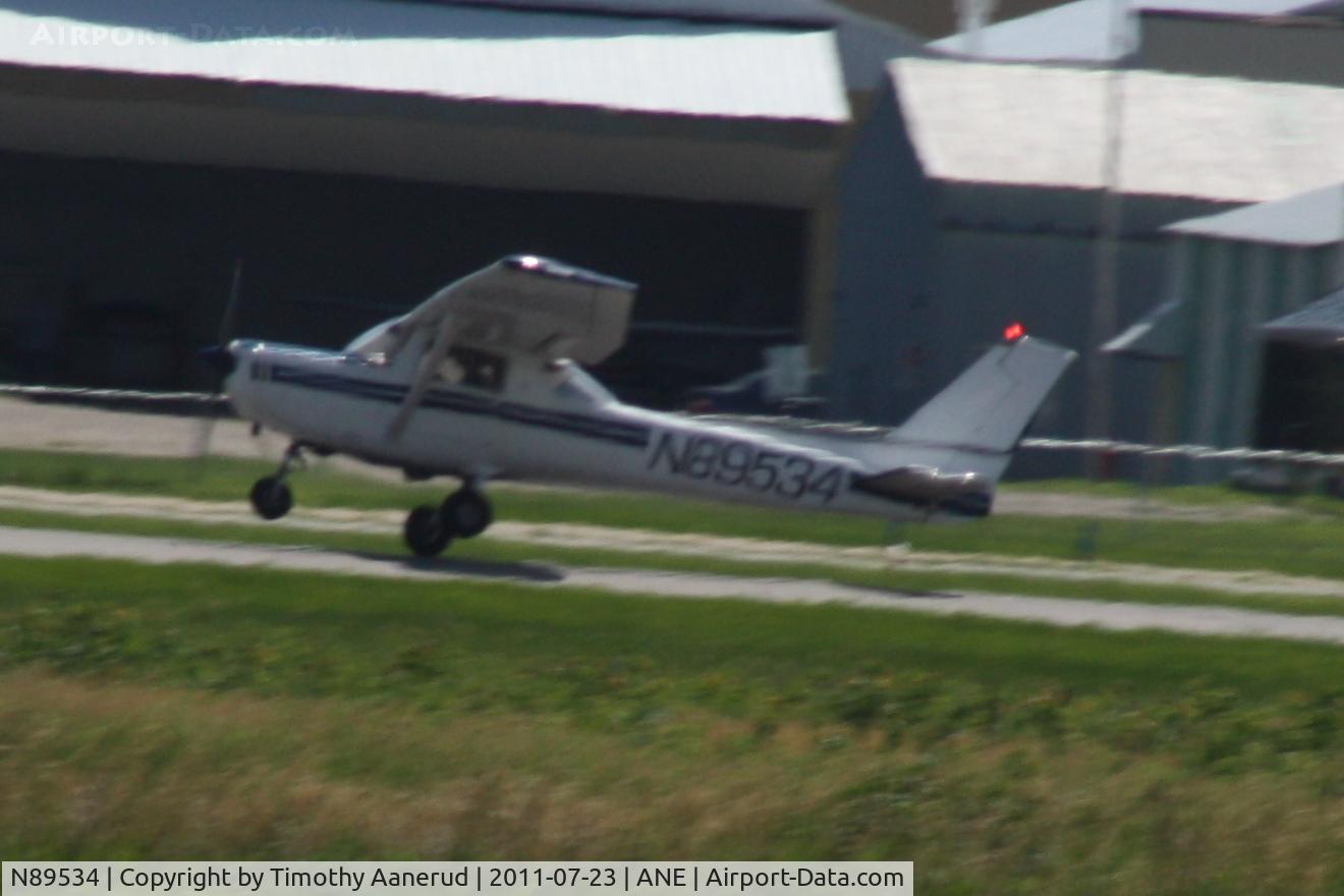 N89534, 1978 Cessna 152 C/N 15282774, 1978 Cessna 152, c/n: 15282774; cross wind take-off