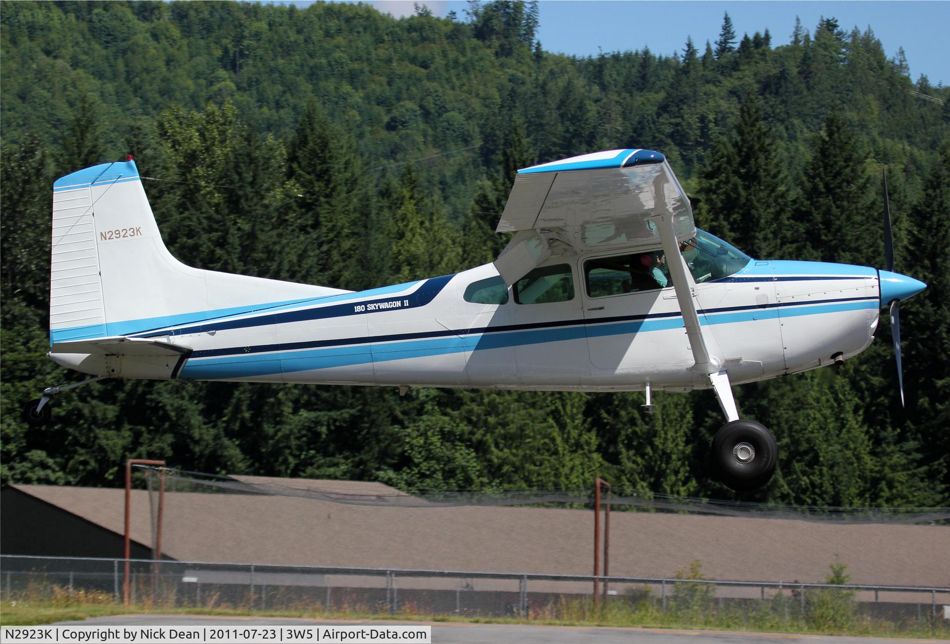 N2923K, 1979 Cessna 180K Skywagon C/N 18053131, 3W5 2011
