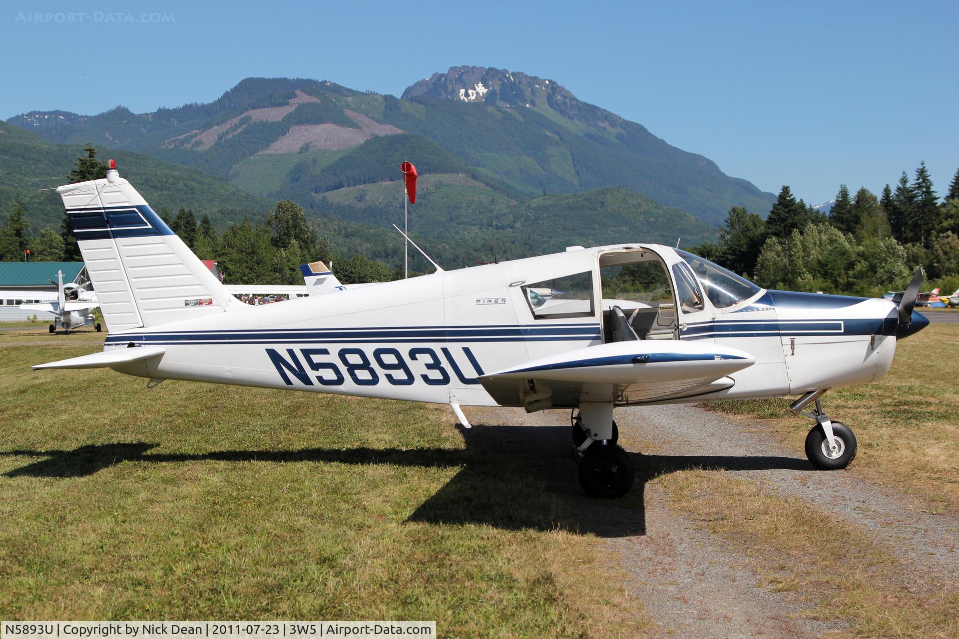 N5893U, 1970 Piper PA-28-140 C/N 28-26706, 3W5 2011