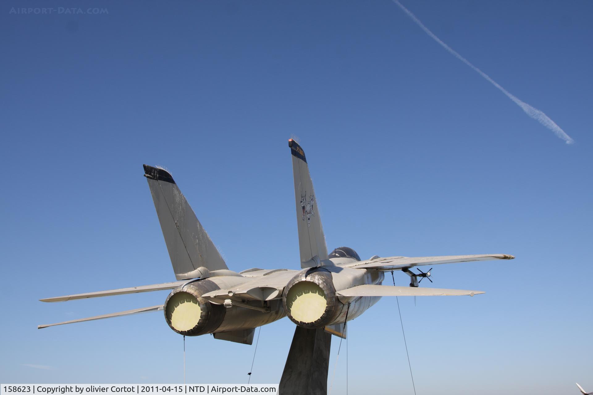 158623, 1973 Grumman F-14A Tomcat C/N 24, Point mugu airpark