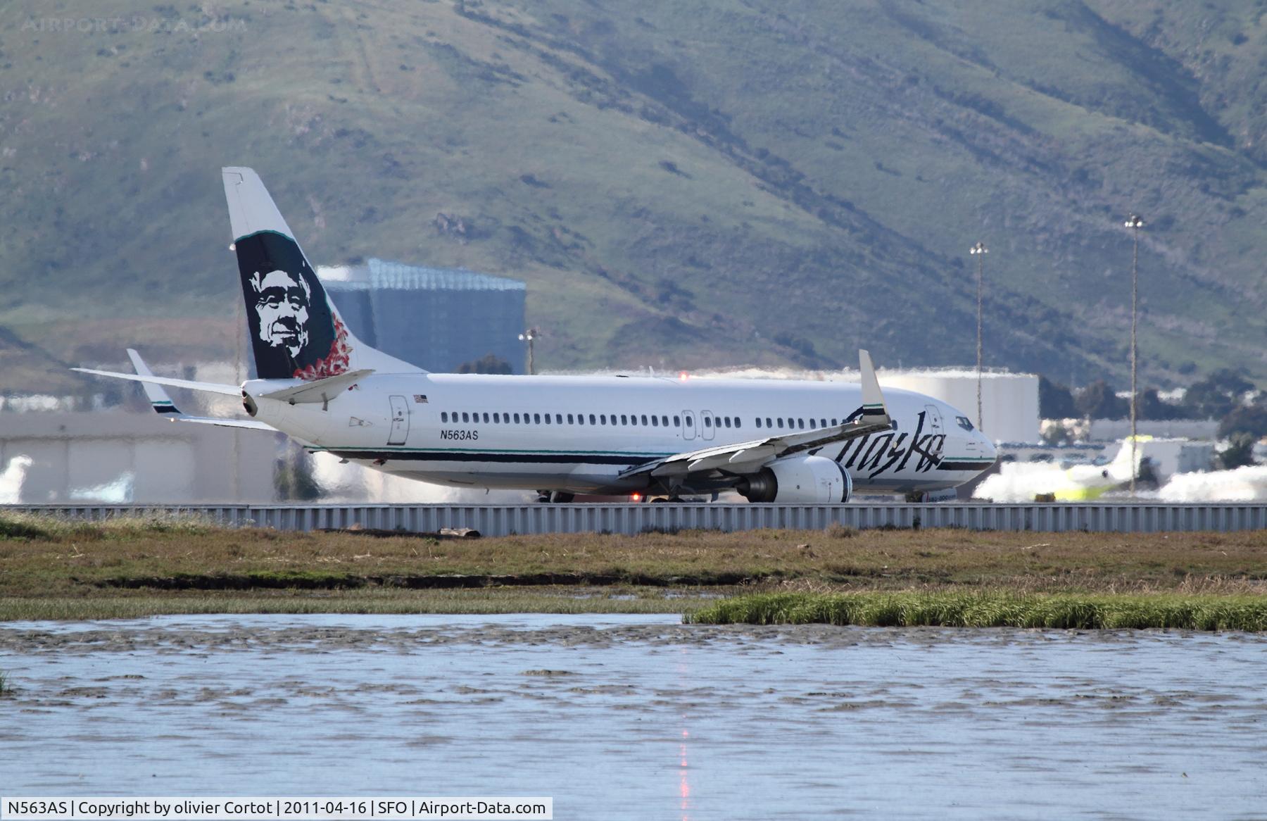 N563AS, 2006 Boeing 737-890 C/N 35180, San Francisco 2011