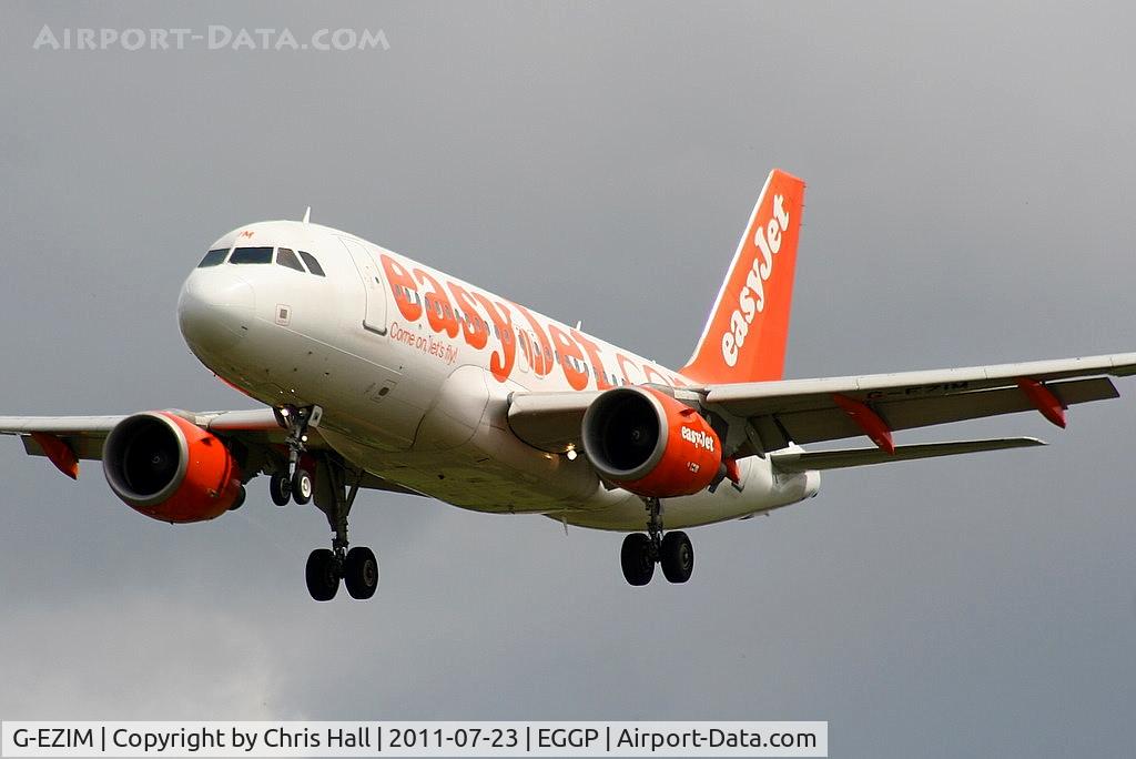 G-EZIM, 2005 Airbus A319-111 C/N 2495, easyJet