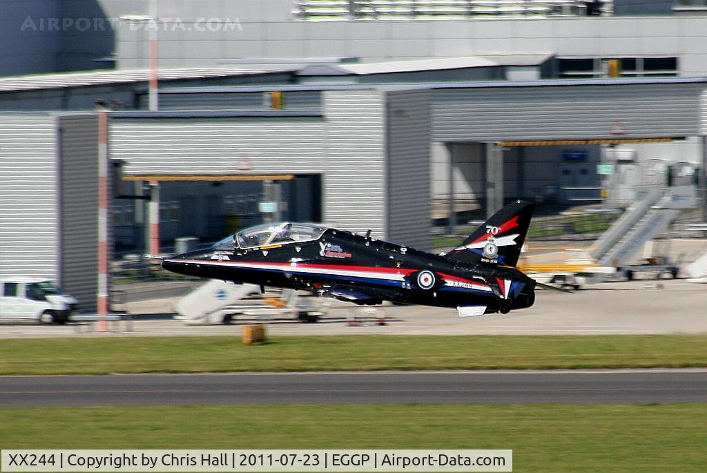 XX244, 1978 Hawker Siddeley Hawk T.1 C/N 080/312080, departing for its display at the Southport Airshow