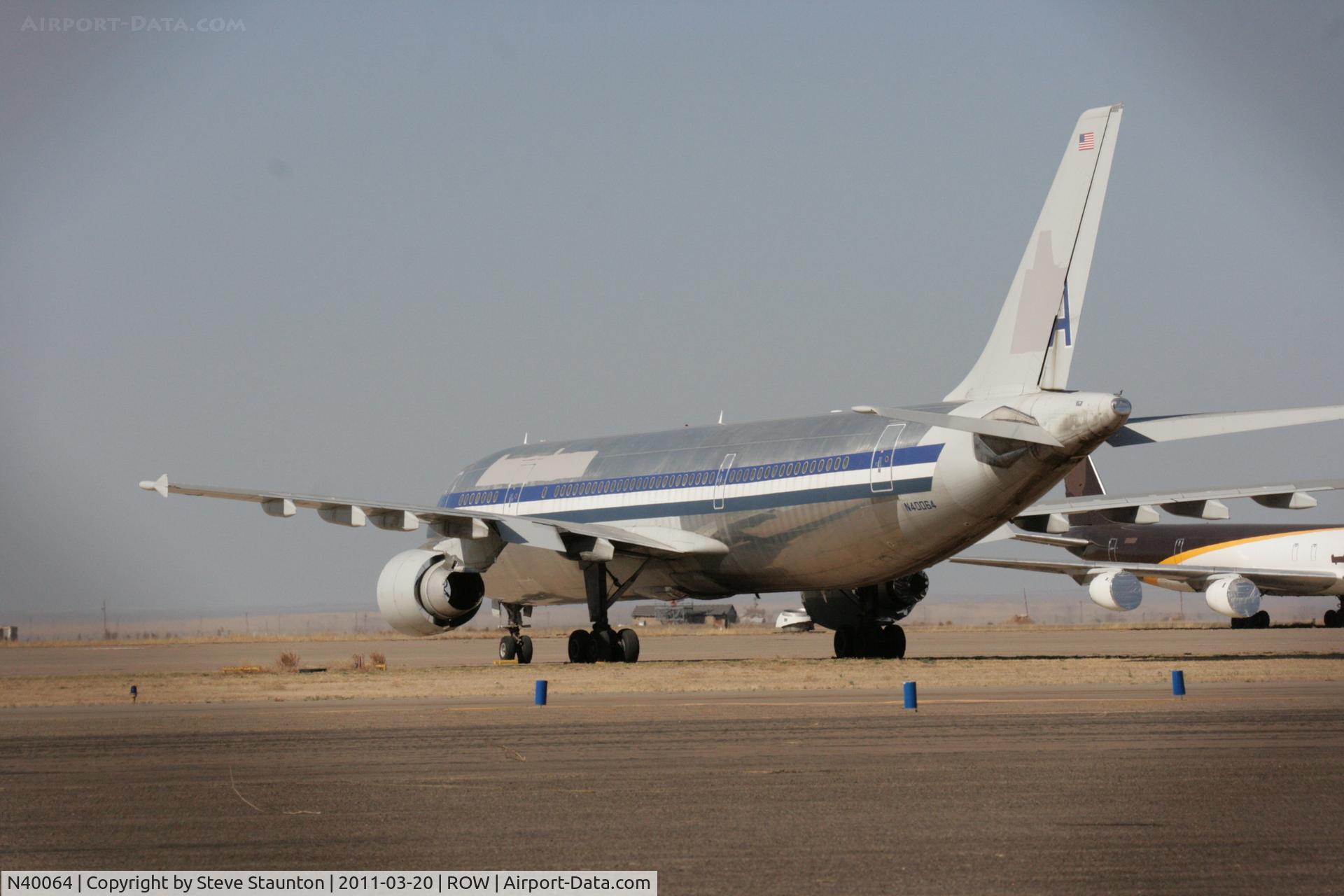 N40064, 1989 Airbus A300B4-605R C/N 507, Taken at Roswell International Air Centre Storage Facility, New Mexico in March 2011 whilst on an Aeroprint Aviation tour
