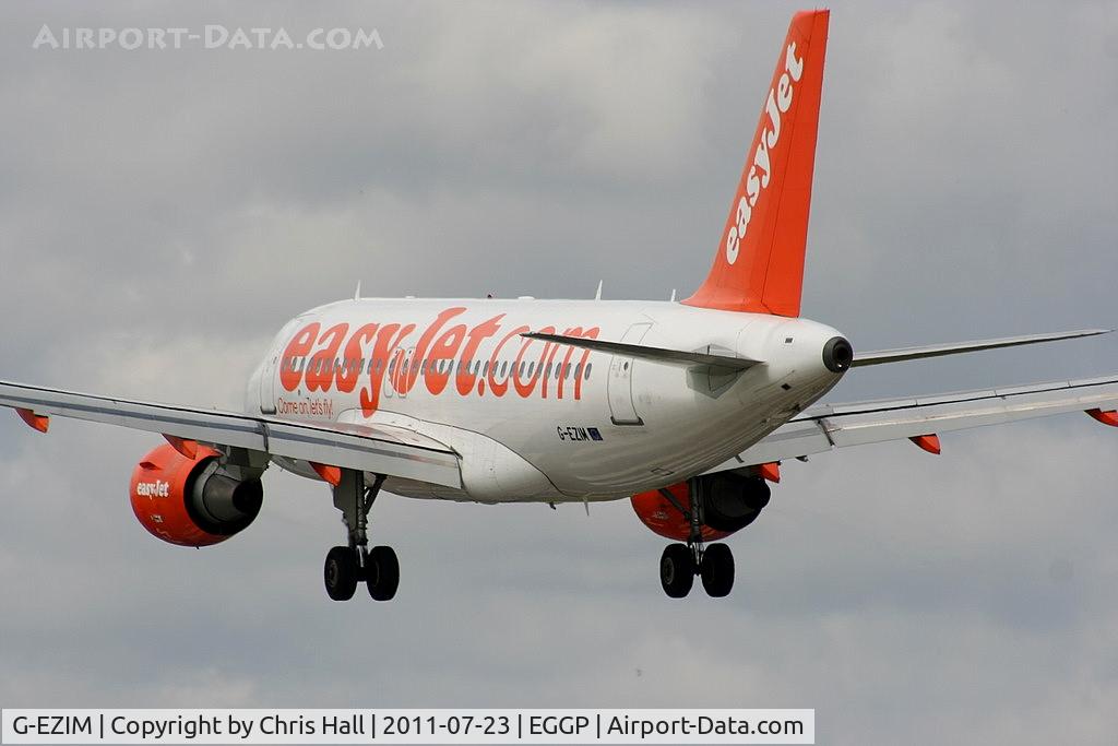 G-EZIM, 2005 Airbus A319-111 C/N 2495, easyJet