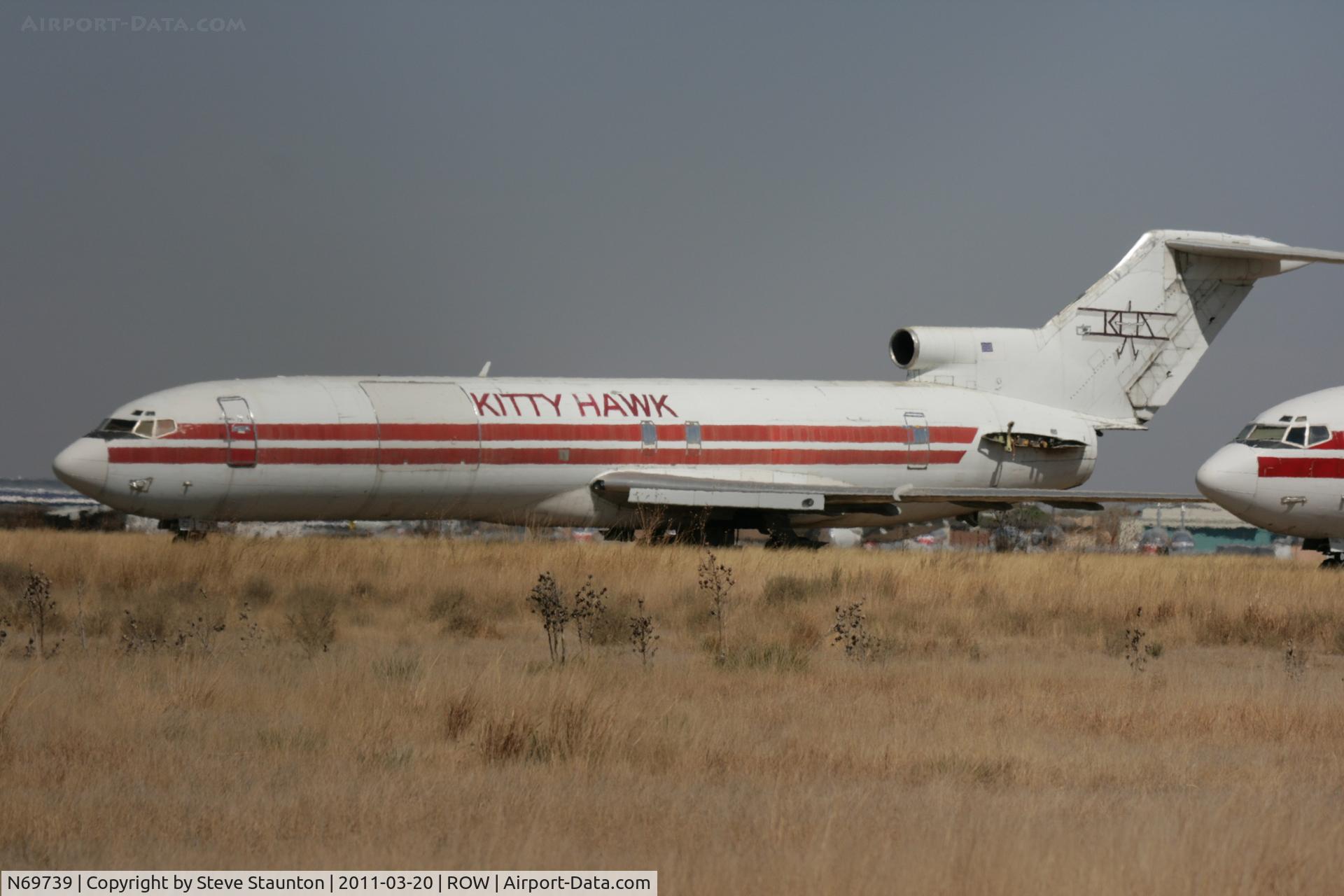 N69739, 1975 Boeing 727-224 C/N 20667, Taken at Roswell International Air Centre Storage Facility, New Mexico in March 2011 whilst on an Aeroprint Aviation tour