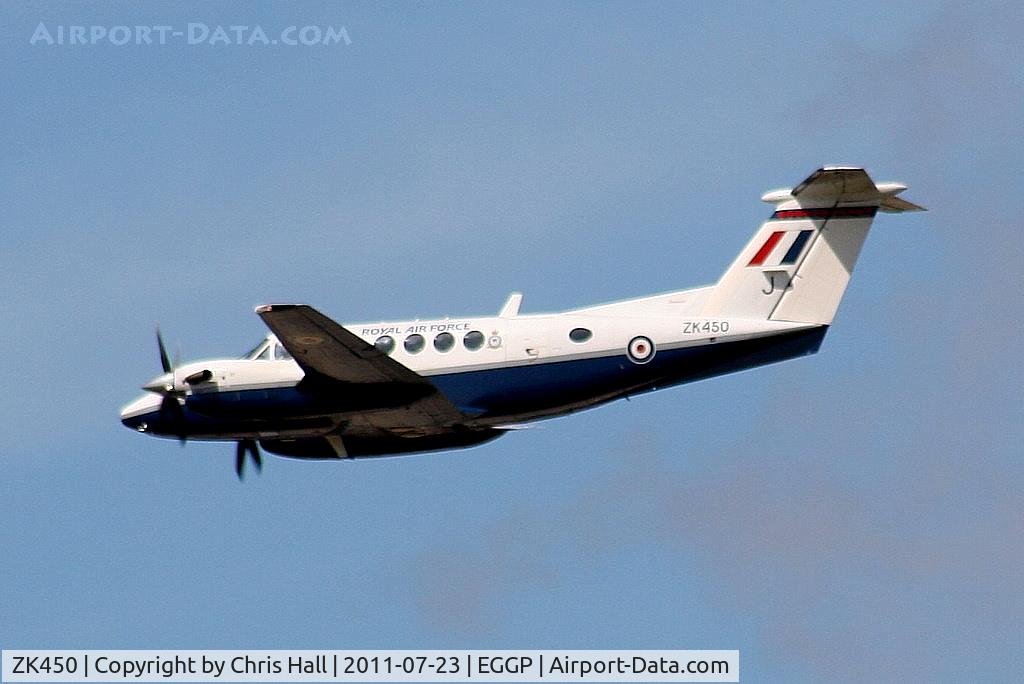 ZK450, 2003 Raytheon B200 King Air C/N BB-1829, Royal Air Force Kingair of 45(R)Squadron, arriving back at Liverpool after its display at the Southport Airshow