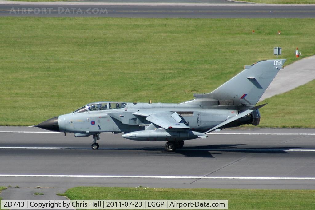 ZD743, 1984 Panavia Tornado GR.4 C/N 366/BT042/3169, arriving back at Liverpool after its display at the Southport Airshow