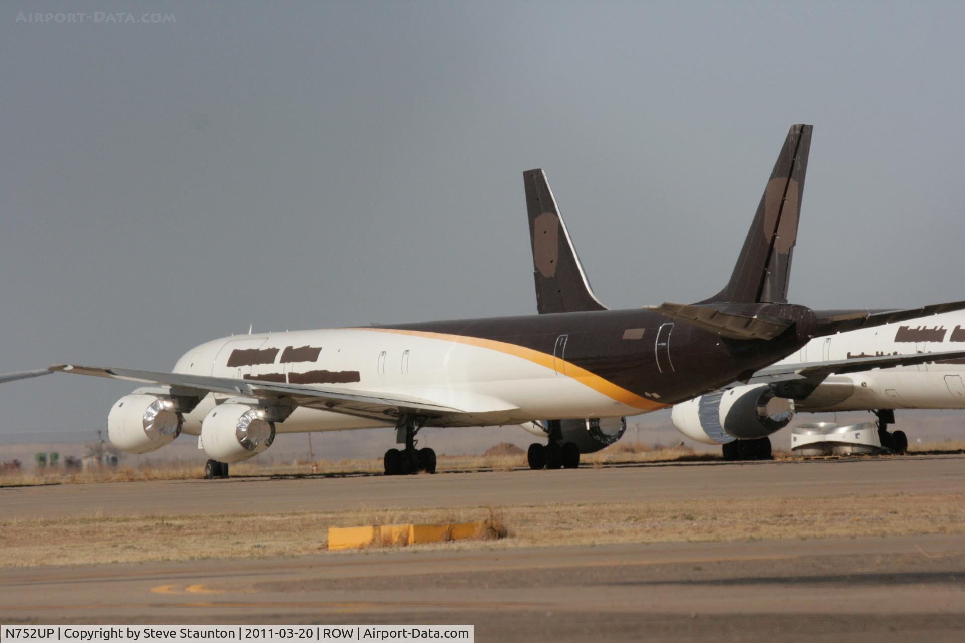 N752UP, 1968 Douglas DC-8-71F C/N 45952, Taken at Roswell International Air Centre Storage Facility, New Mexico in March 2011 whilst on an Aeroprint Aviation tour