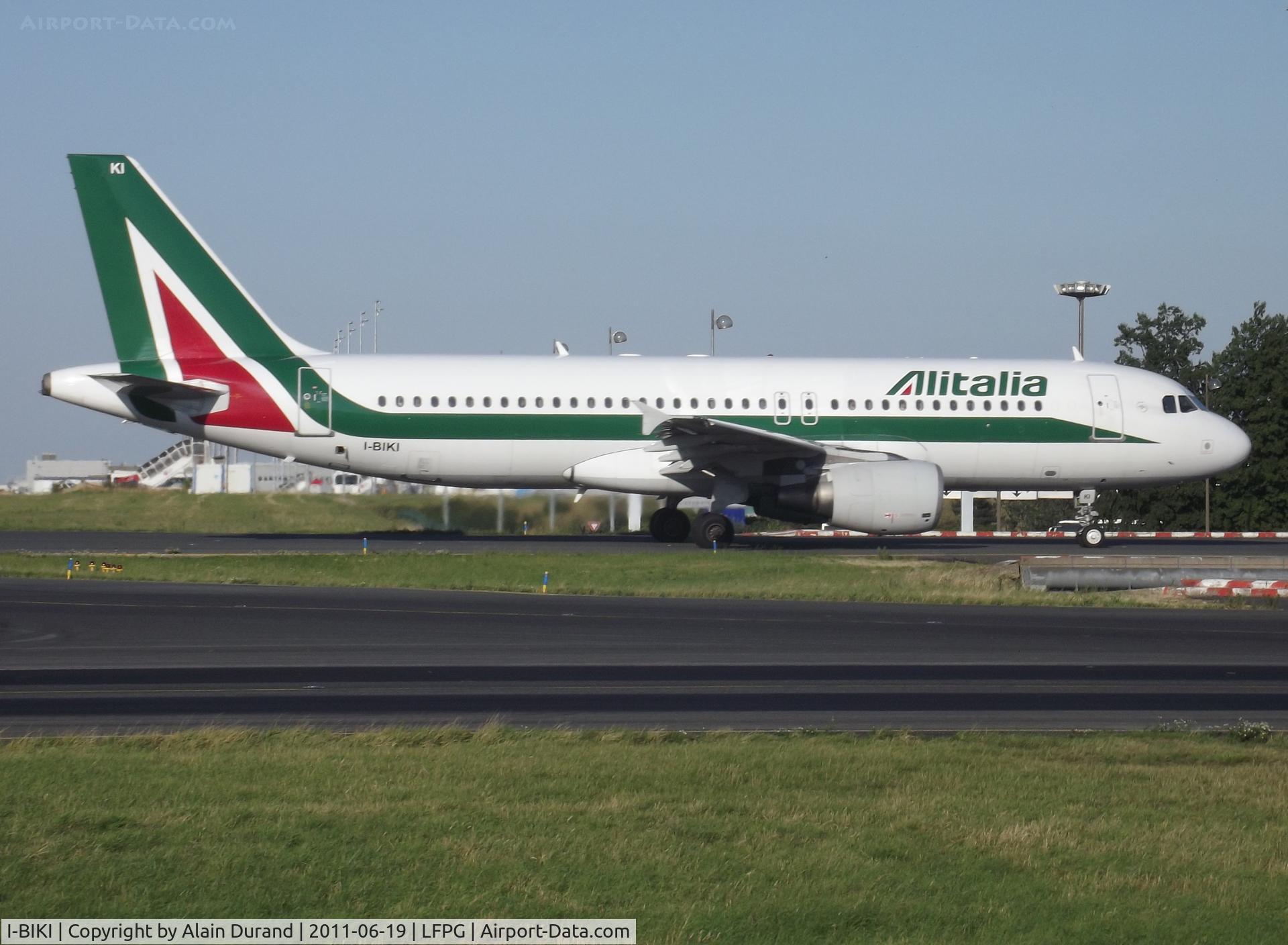 I-BIKI, 1999 Airbus A320-214 C/N 1138, named Girolamo FRESCOBALDI, Kilo-India is one of 53 A320s in service with Alitalia