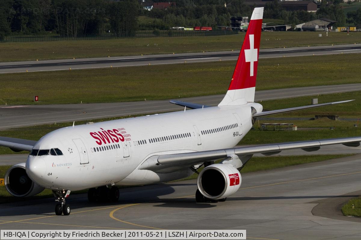 HB-IQA, 1998 Airbus A330-223 C/N 229, taxying to the gate