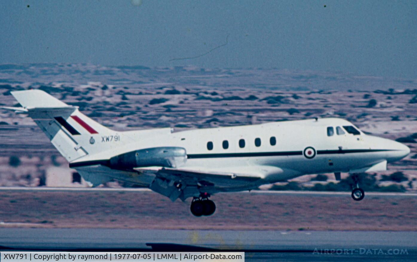 XW791, 1971 Hawker Siddeley HS.125 CC.1 C/N 25268, HS125 XW791 32Sqd RAF