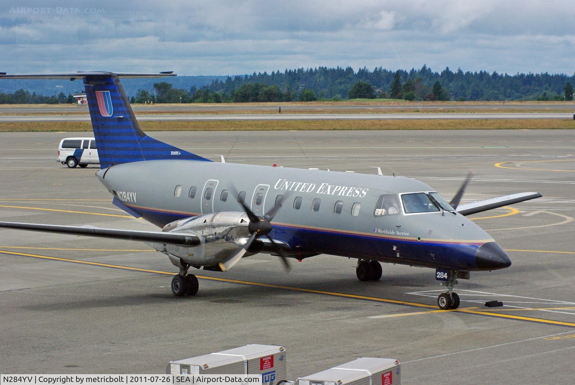 N284YV, 1994 Embraer EMB-120ER Brasilia C/N 120.284, At SeaTac