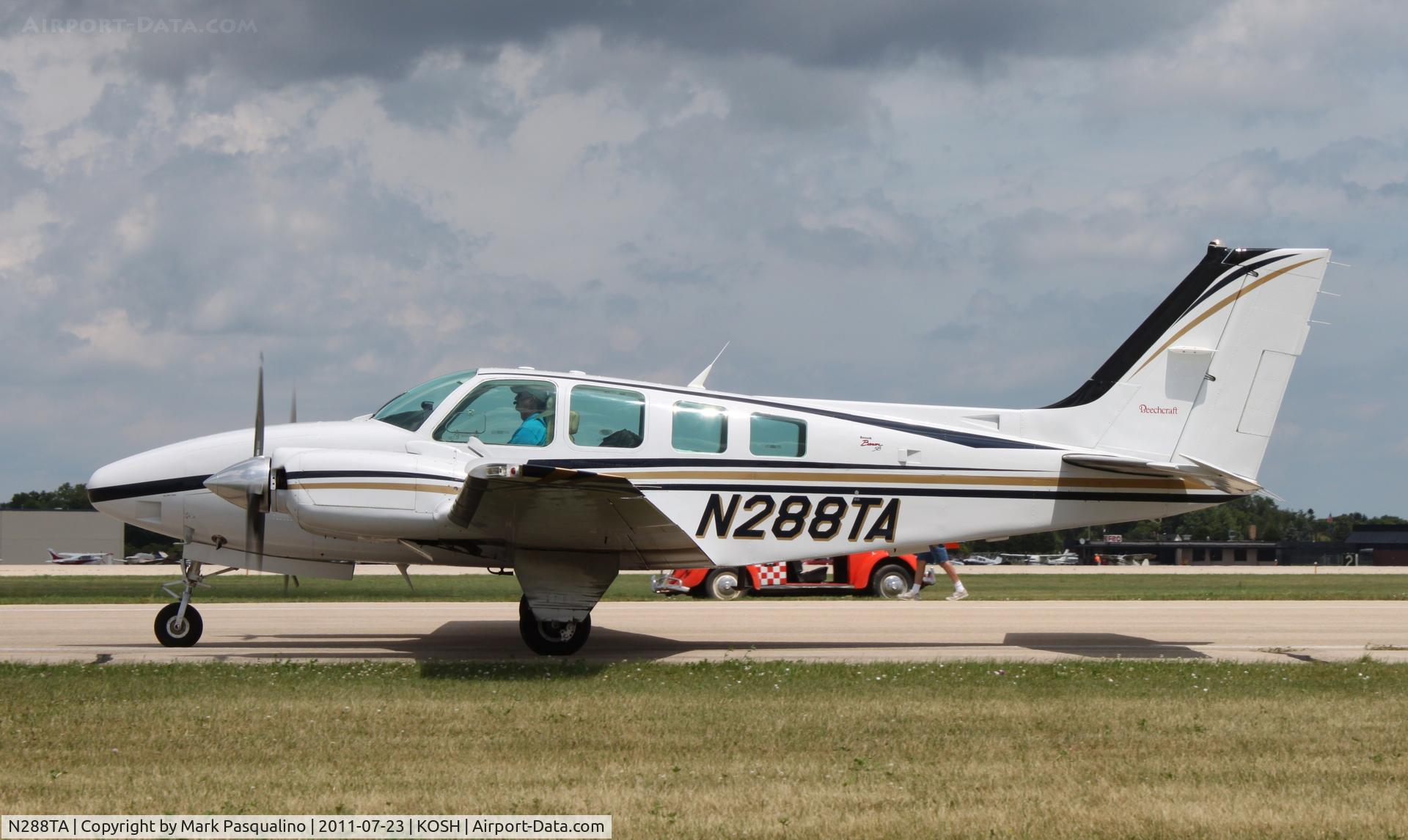 N288TA, 1999 Raytheon Aircraft Company 58 C/N TH-1926, Raytheon 58
