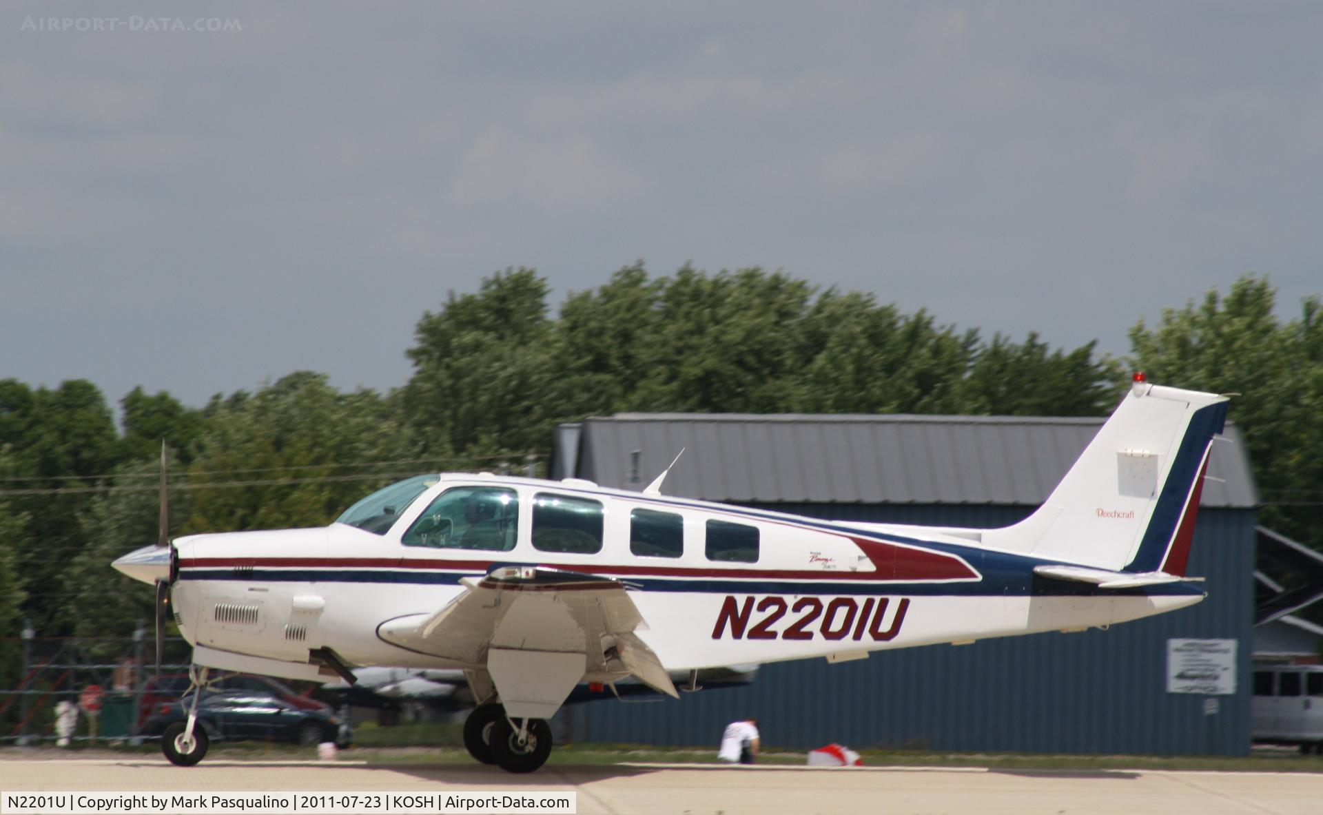 N2201U, 1997 Raytheon Aircraft Company B36TC Bonanza C/N EA-601, Raytheon B36TC