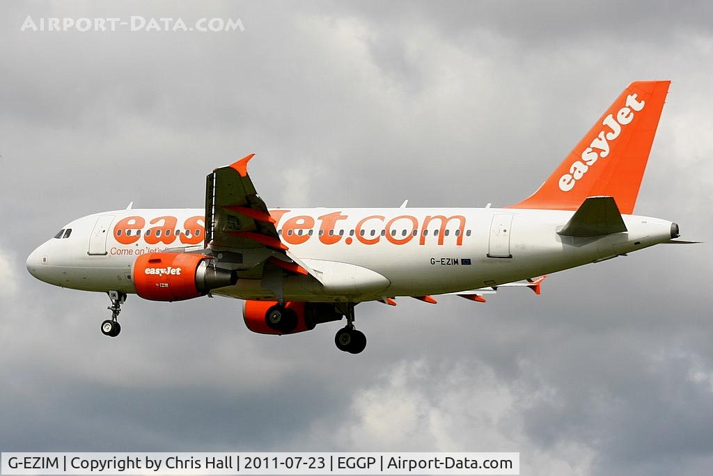 G-EZIM, 2005 Airbus A319-111 C/N 2495, easyJet