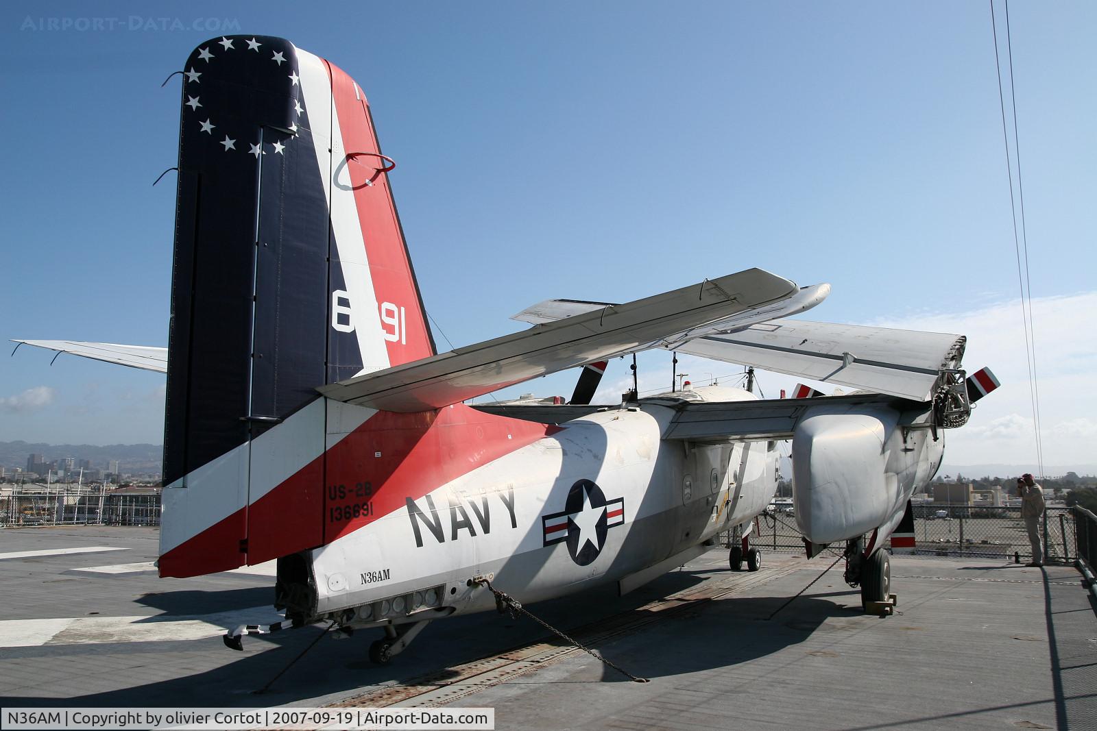 N36AM, Grumman US-2B Tracker (G89) C/N 600, Uss Hornet