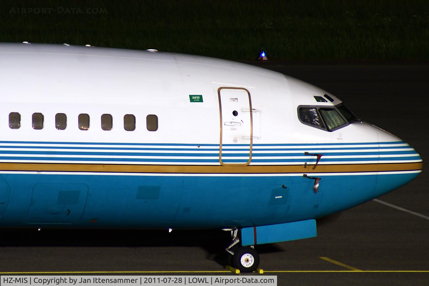 HZ-MIS, 1981 Boeing 737-2K5 C/N 22600/816, HZ-MIS @ LOWL
