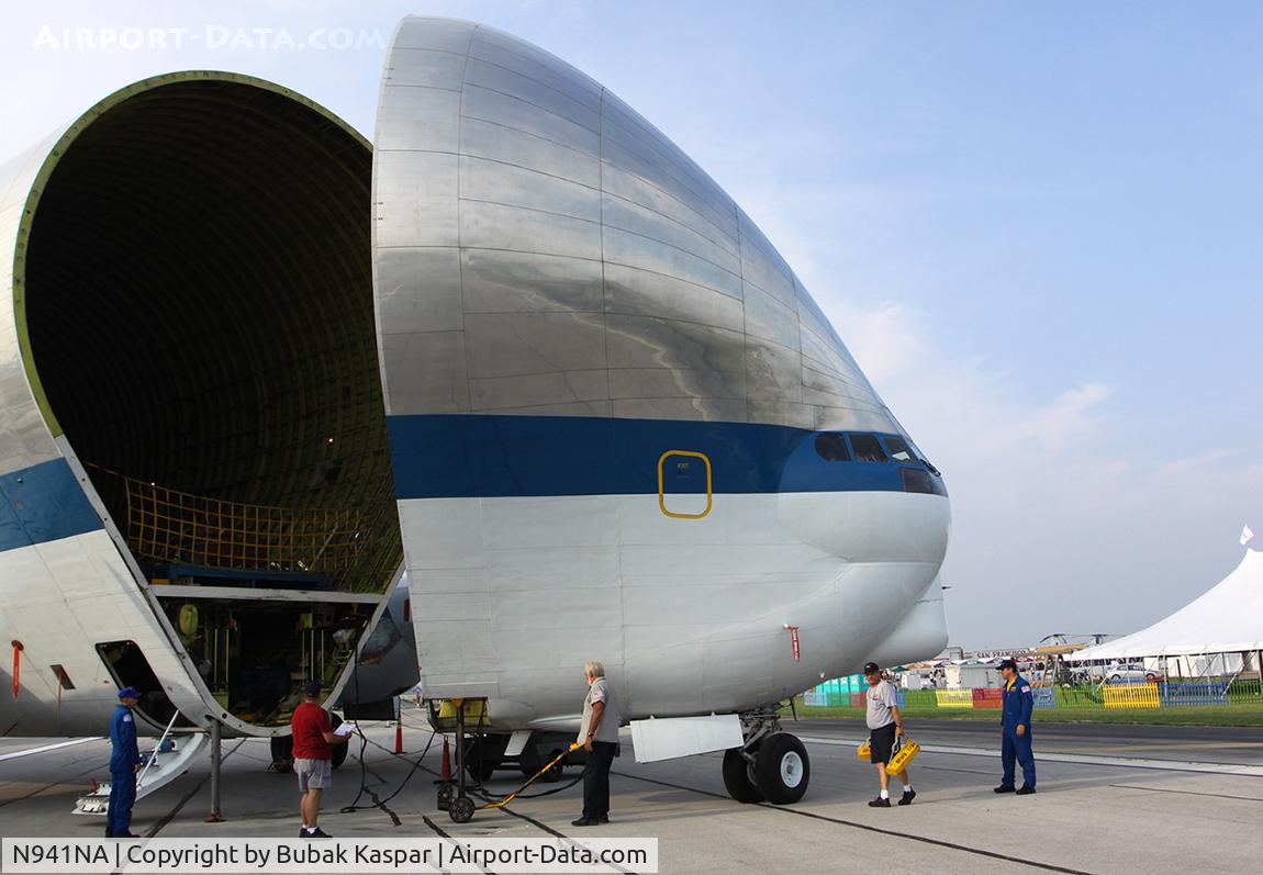 N941NA, 1983 Aero Spacelines 377SGT-F Super Guppy Turbine C/N 0004, Dayton