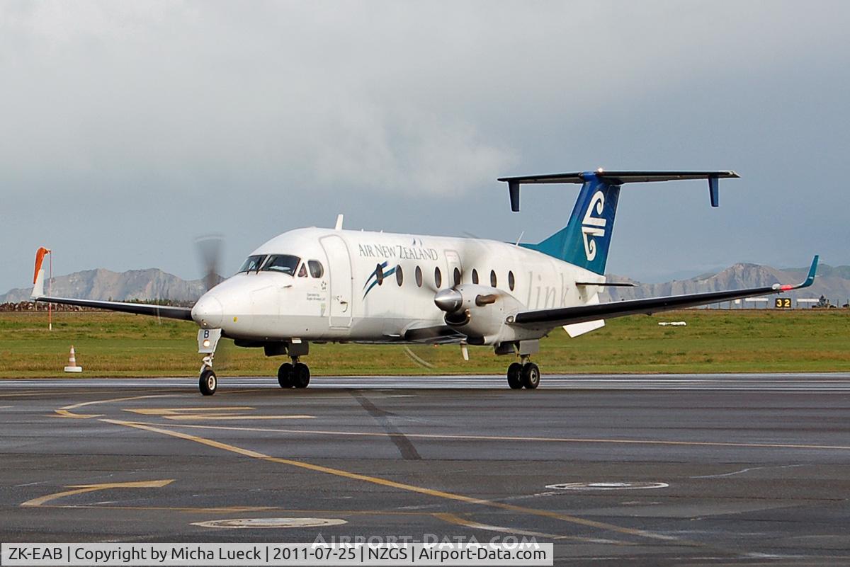 ZK-EAB, 2001 Raytheon 1900D C/N UE-425, At Gisborne