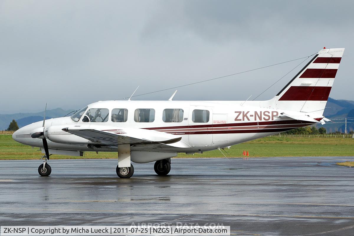 ZK-NSP, Piper PA-31-350 Chieftain C/N 31-7552069, At Gisborne