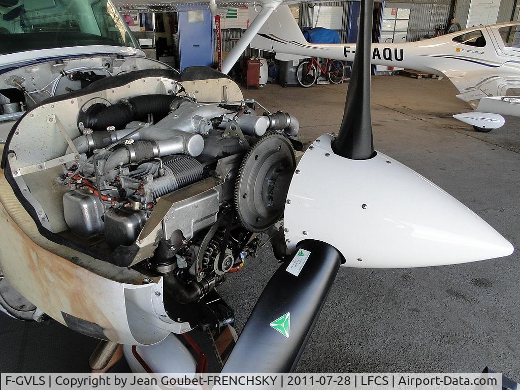 F-GVLS, 1981 Cessna 182R Skylane C/N 18267970, un des rares moteurs diésel Renault SMA