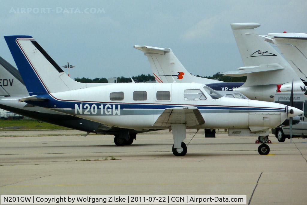 N201GW, 1985 Piper PA-46-310P Malibu C/N 468508055, visitor