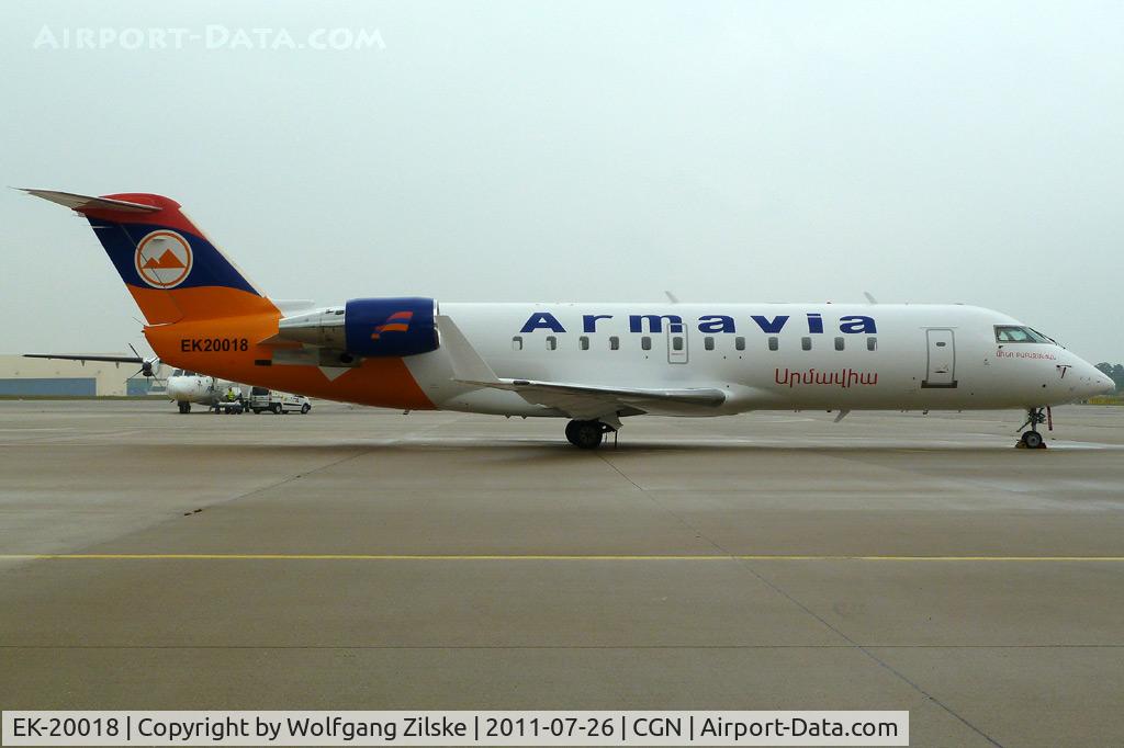 EK-20018, 2000 Canadair CRJ-200LR (CL-600-2B19) C/N 7499, visitor