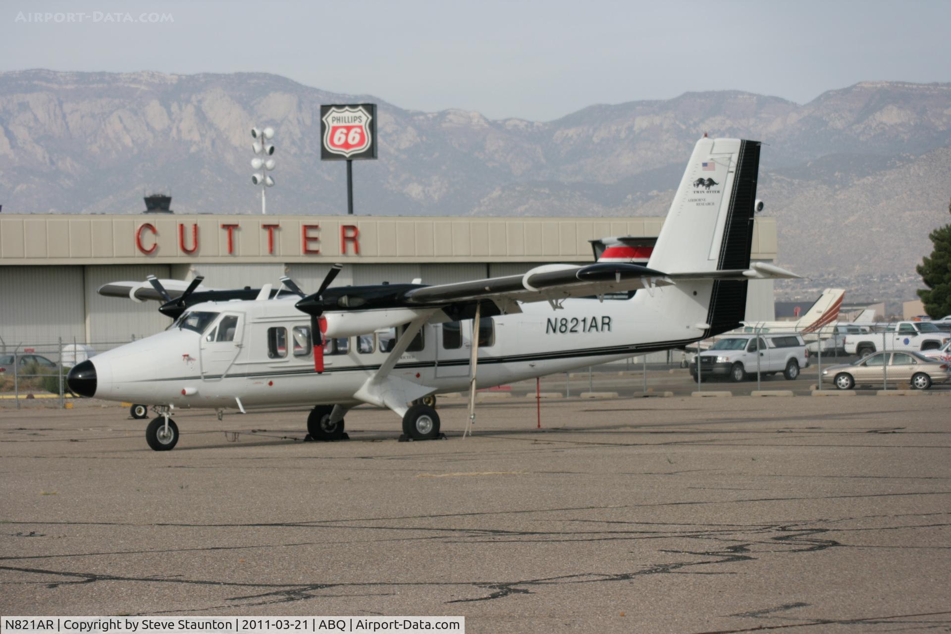 N821AR, 1974 De Havilland Canada DHC-6-300 Twin Otter C/N 421, Taken at Alburquerque International Sunport Airport, New Mexico in March 2011 whilst on an Aeroprint Aviation tour