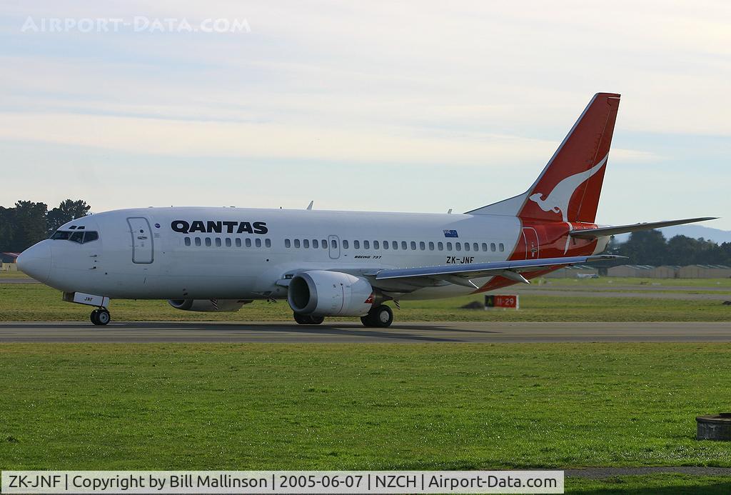 ZK-JNF, 1986 Boeing 737-376 C/N 23486, taxi to A6 on 02