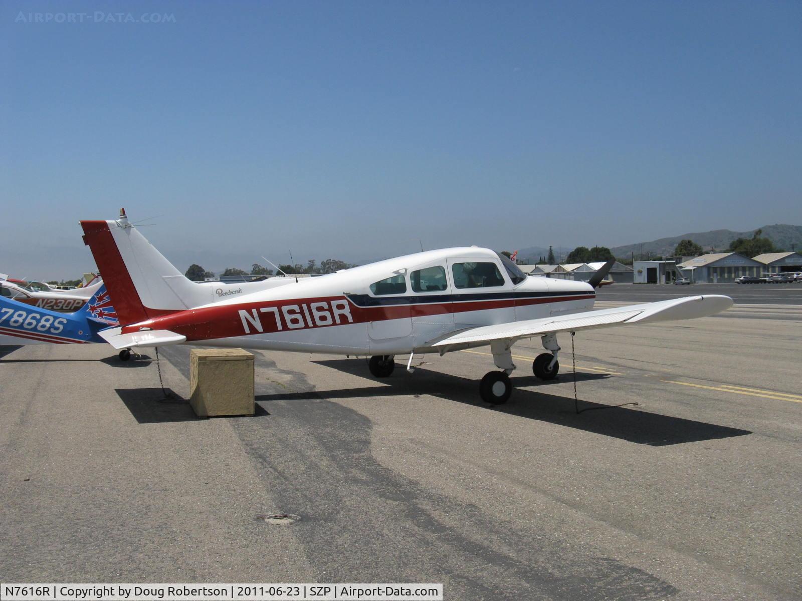 N7616R, 1969 Beech B23 Musketeer C/N M-1239, 1969 Beech B23 MUSKETEER CUSTOM III, Lycoming O&VO-360 180 Hp