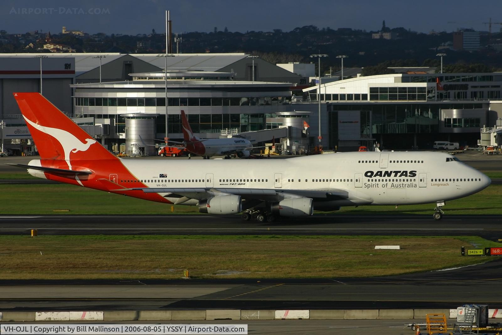 VH-OJL, 1991 Boeing 747-438 C/N 25151, ROLLING ON 16R