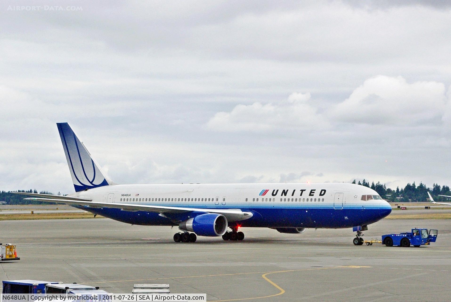 N648UA, 1992 Boeing 767-322ER C/N 25285, United Airlines Flight 635 from Chicago O’Hare Airport (ORD) on 7/26 had a problem with brakes on landing at about 10am at Seattle-Tacoma International Airport (SEA). 