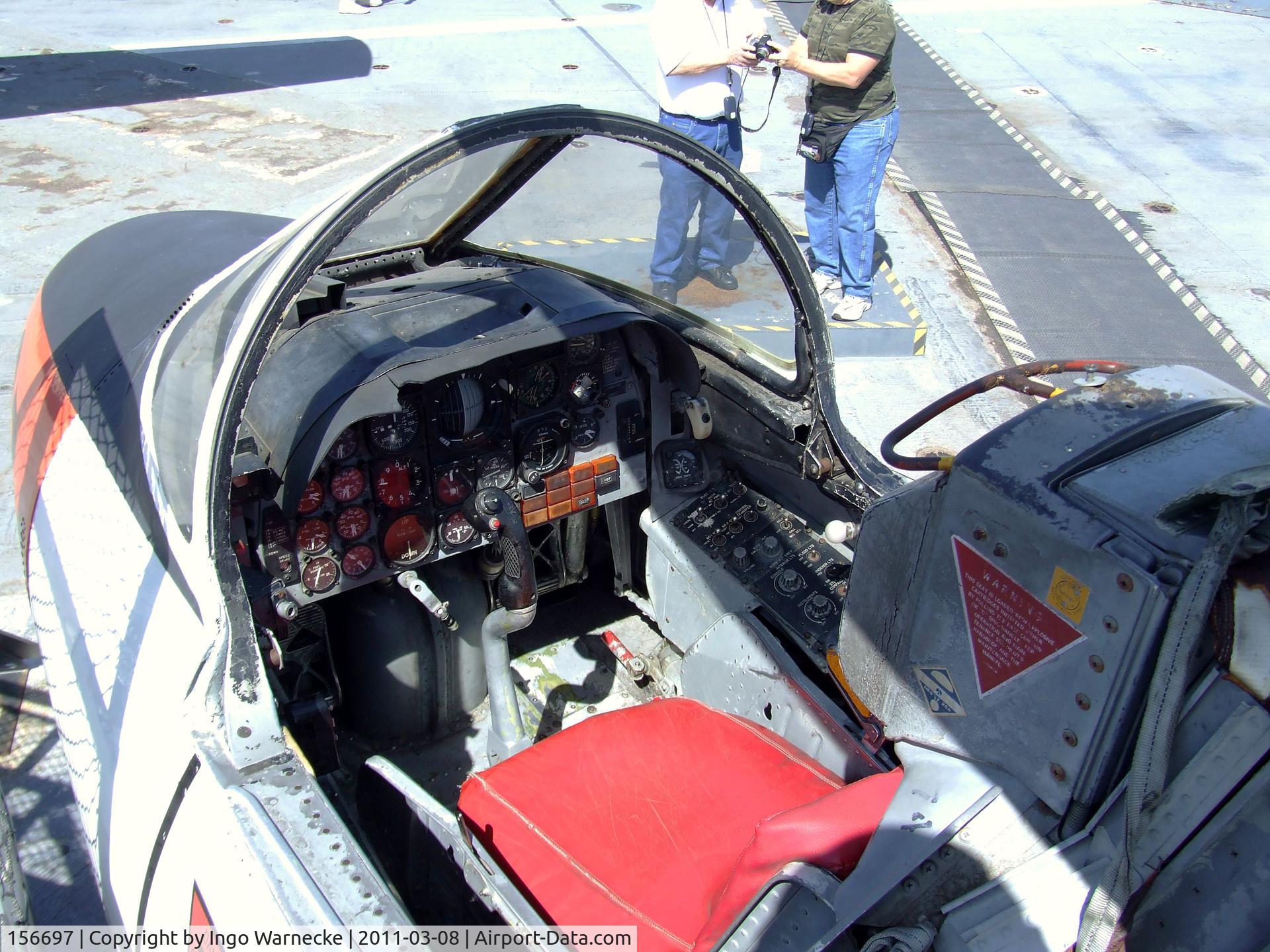 156697, North American T-2C Buckeye C/N 318-12, North American T-2C Buckeye on the flight deck of the USS Midway Museum, San Diego CA  #c