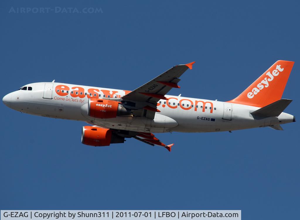G-EZAG, 2006 Airbus A319-111 C/N 2727, Taking off from rwy 32R